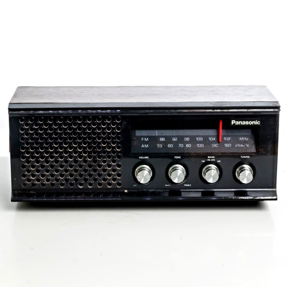Panasonic RE-6513 Vintage AM FM Wood Grain Radio Works Loud Retro Tabletop